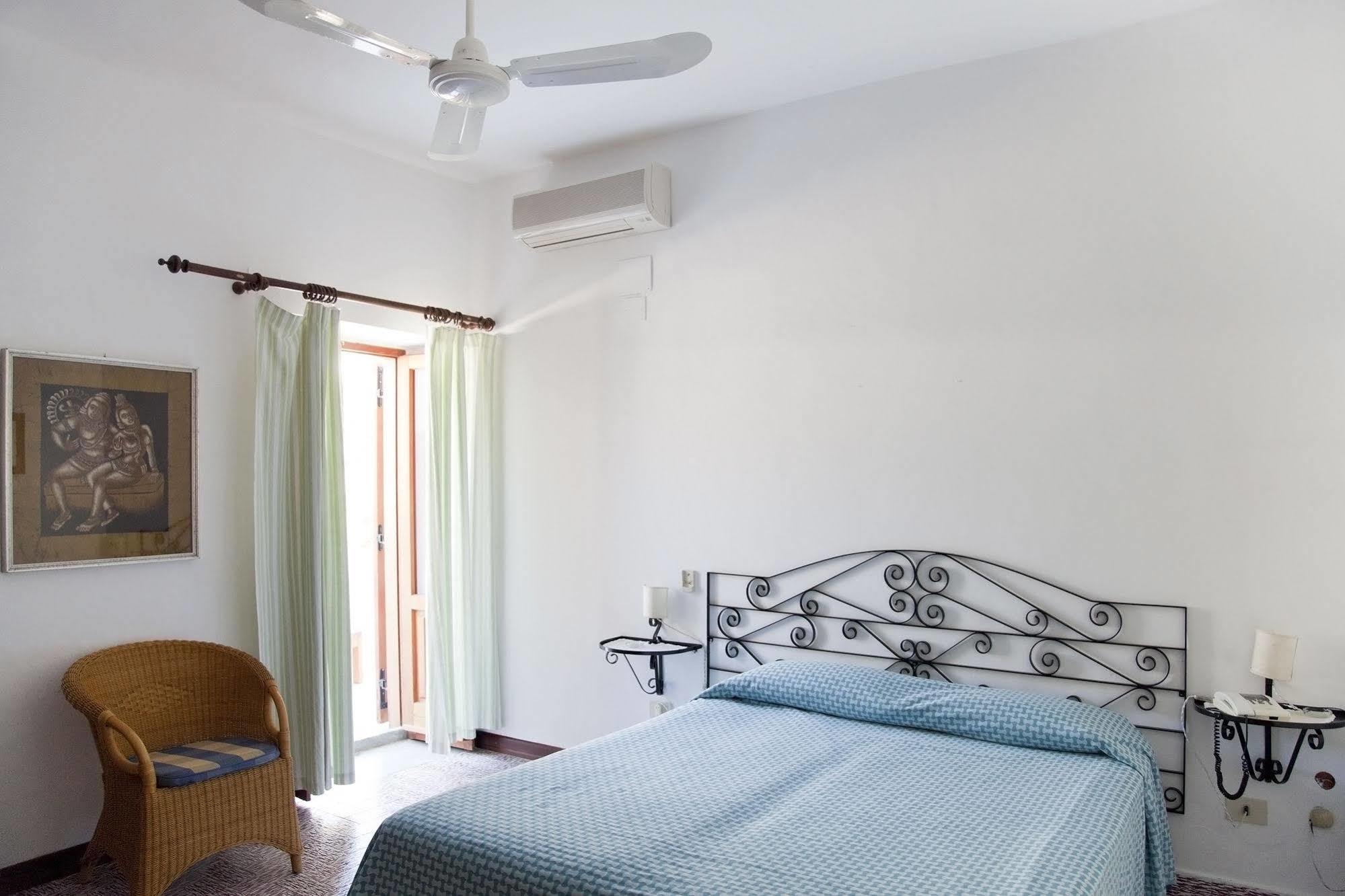 פאנריאה Hotel Cincotta מראה חיצוני תמונה